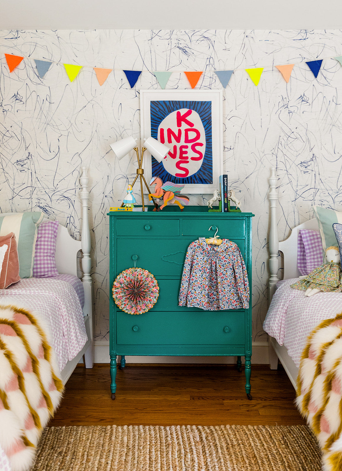 Scribble Wallpaper Swatch in Breeze